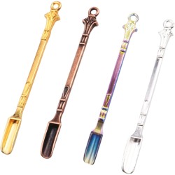 Mini cuillère en métal, cuillère à médicaments, pelle, mini pelle, fournitures pour la maison, pendentifs, collier (multicolore)