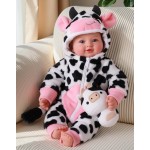 BABESIDE Baby Doll Girl - Poupée réaliste de 17 pouces au corps doux avec des yeux bleus et une tenue de vache, poupées légères de la vie réelle pour 3+ 4 5 6 7 8 9 ans, cadeaux d'anniversaire pour filles, jeux de simulation et Noël